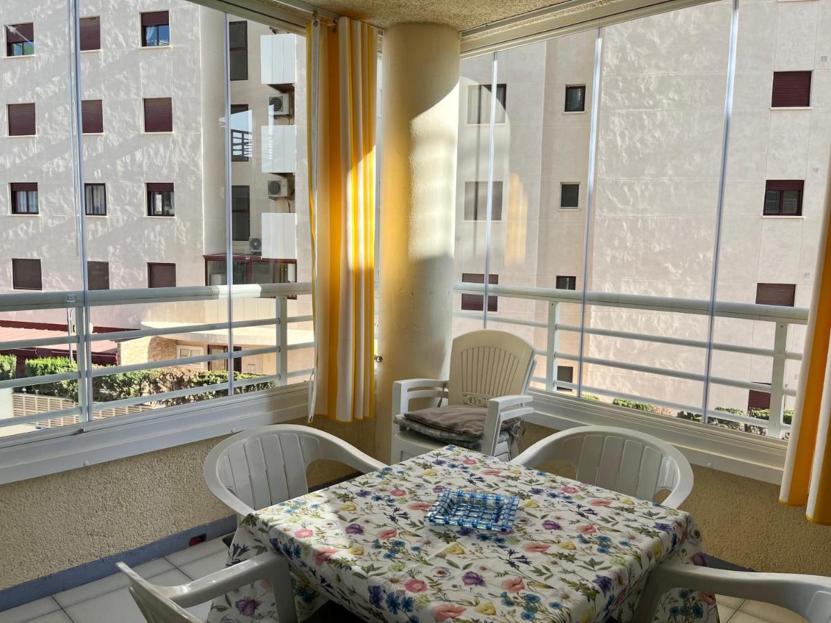 Apartment On The Beach With Parking And Pool Calpe Exteriör bild