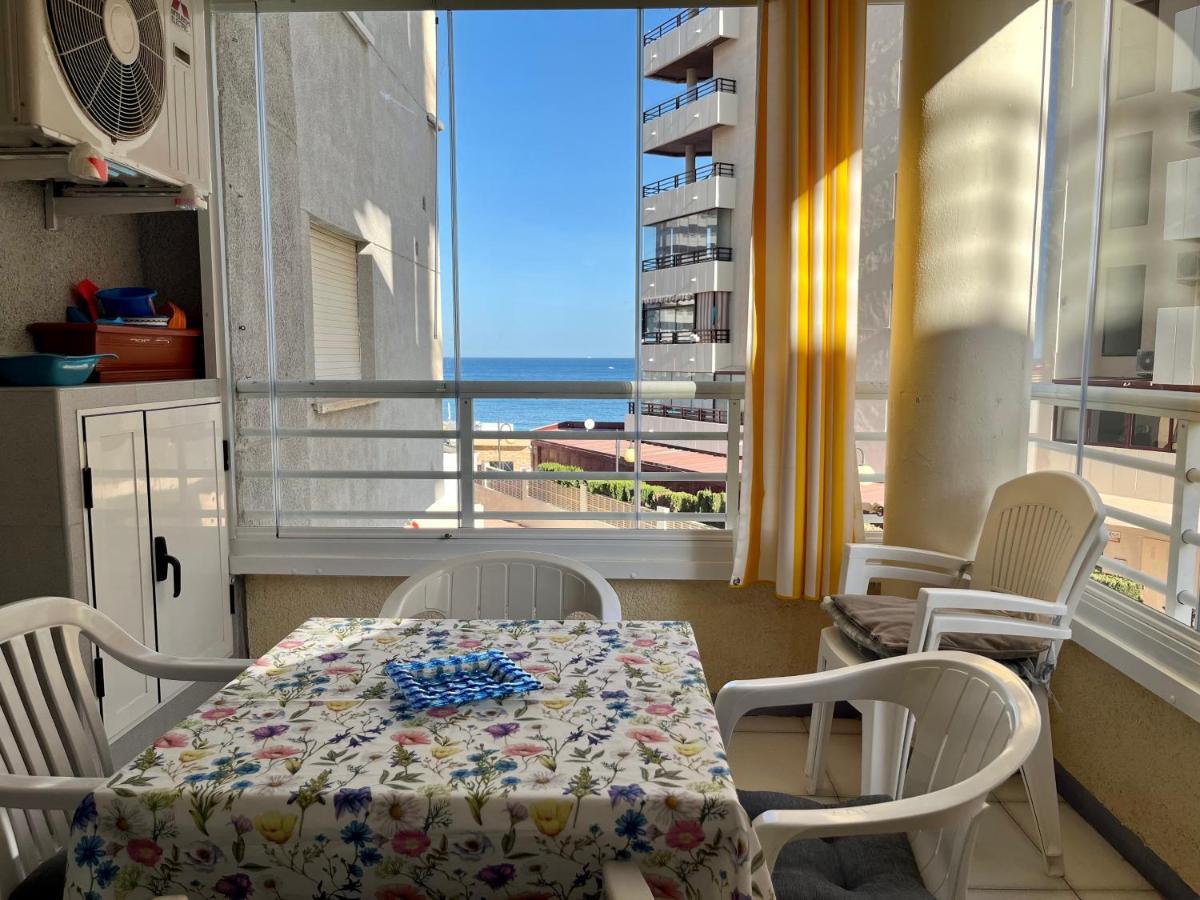 Apartment On The Beach With Parking And Pool Calpe Exteriör bild